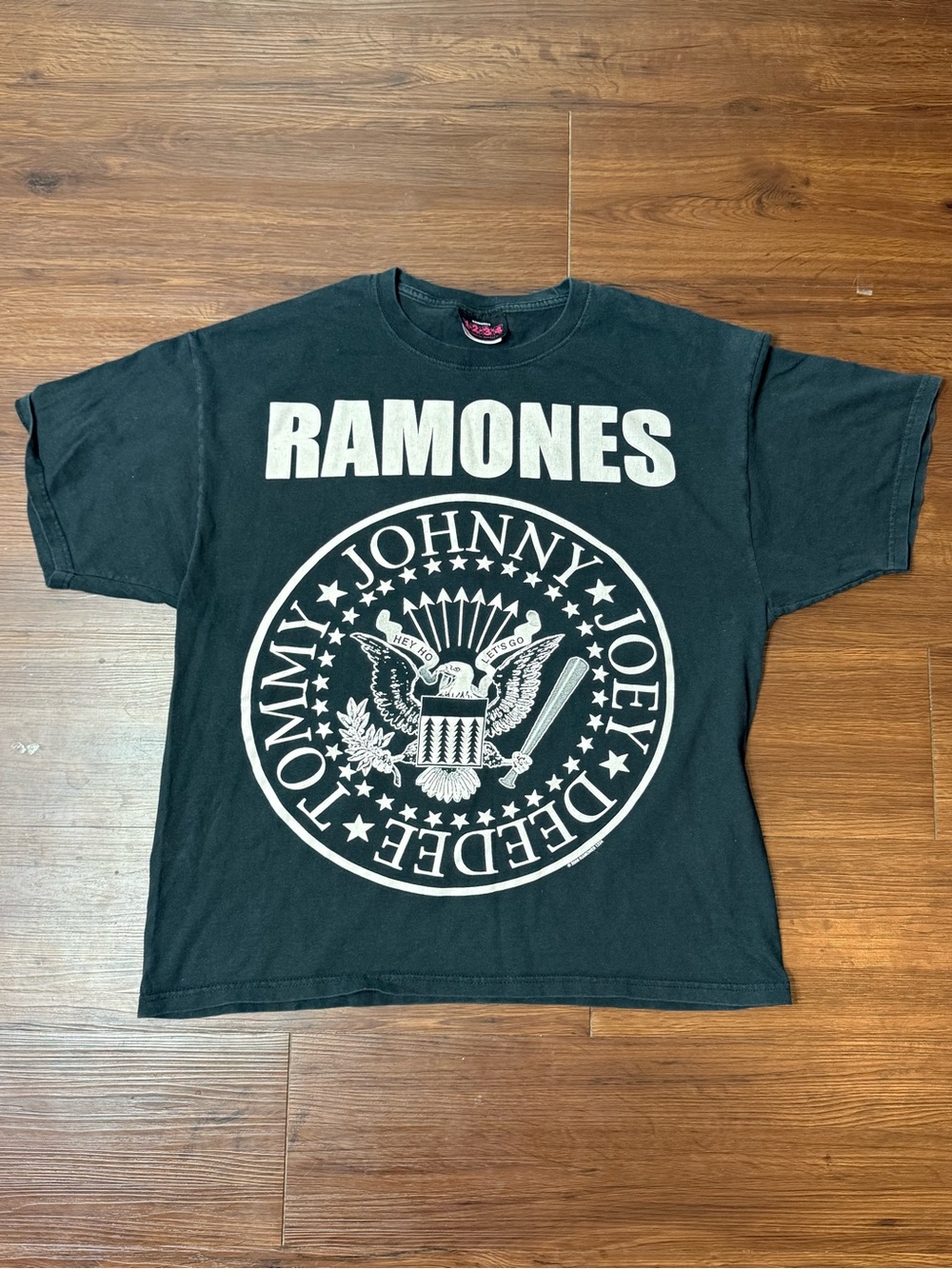 Ramones Graphic Logo Short Sleeve Tee - Black